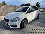 BMW 218 Baureihe 2 Active Tourer 218 d Sport Line - BMW 218: Limousine