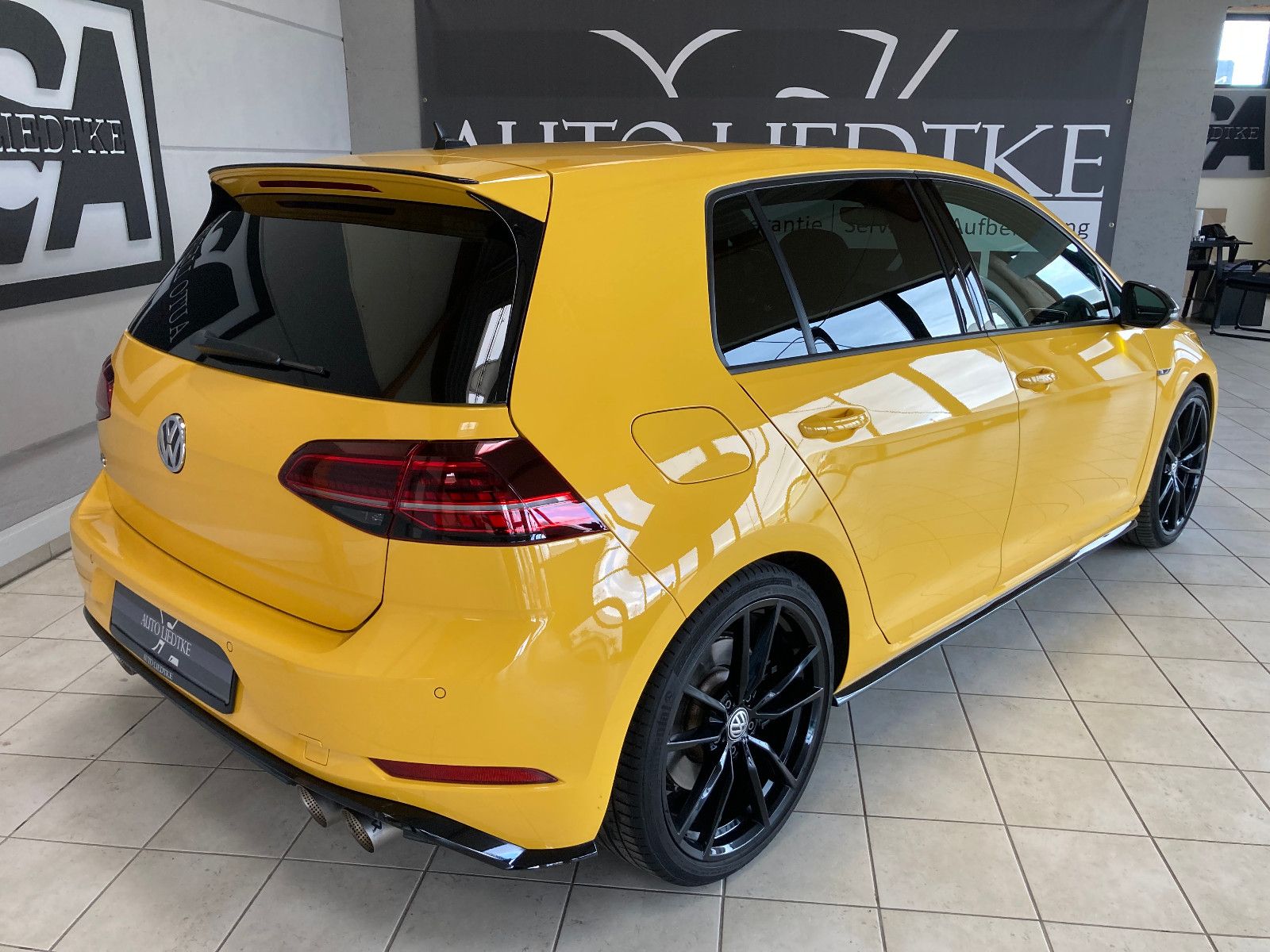 Volkswagen Golf VII R 4Motion Akrapovic Navi R-Performance foto 5