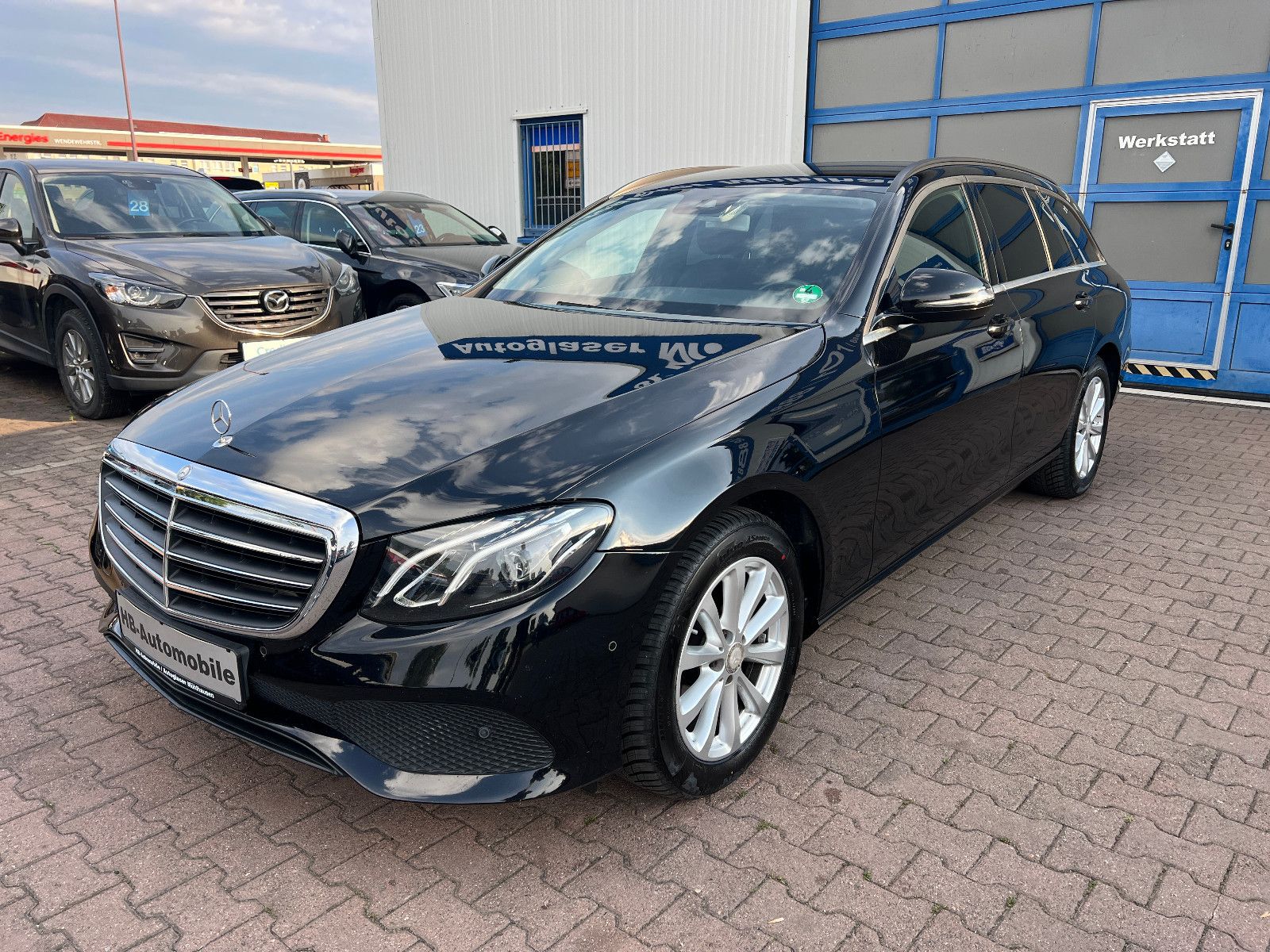 Mercedes E 220 - 1