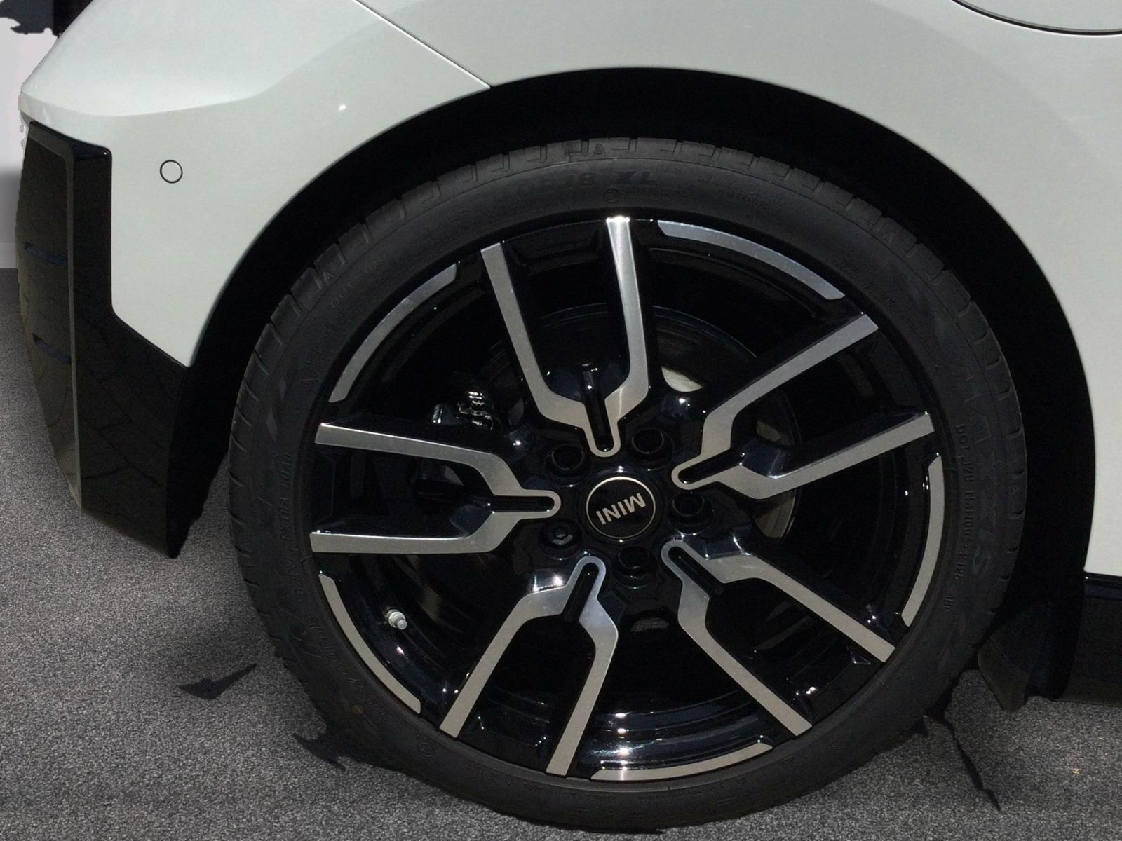 MINI Cooper SE - Bild 17