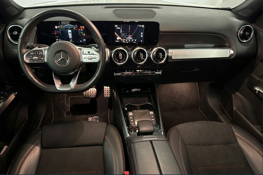 Fahrzeugabbildung Mercedes-Benz GLB 220 d *AMG-LINE*NIGHT*DITRO*AHK*NAVI*