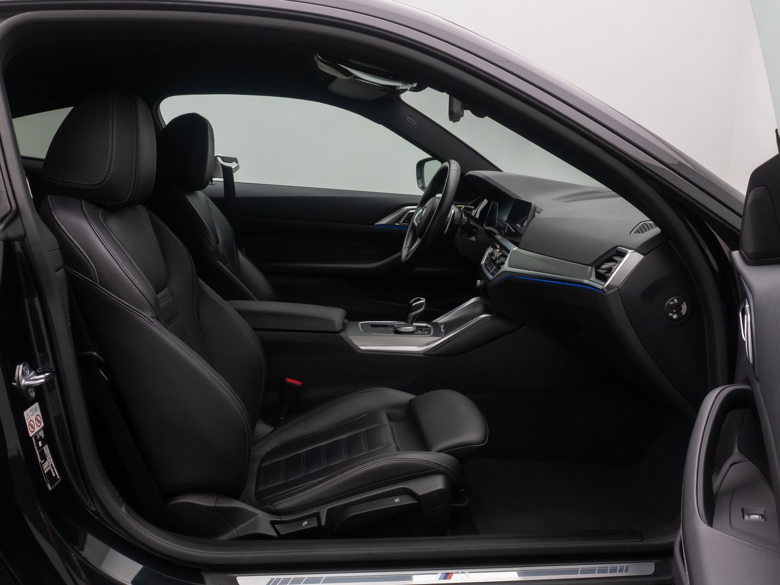 Fahrzeugabbildung BMW 420d Coupé M Sport Laser Kamera DAB Alarm 19Zoll