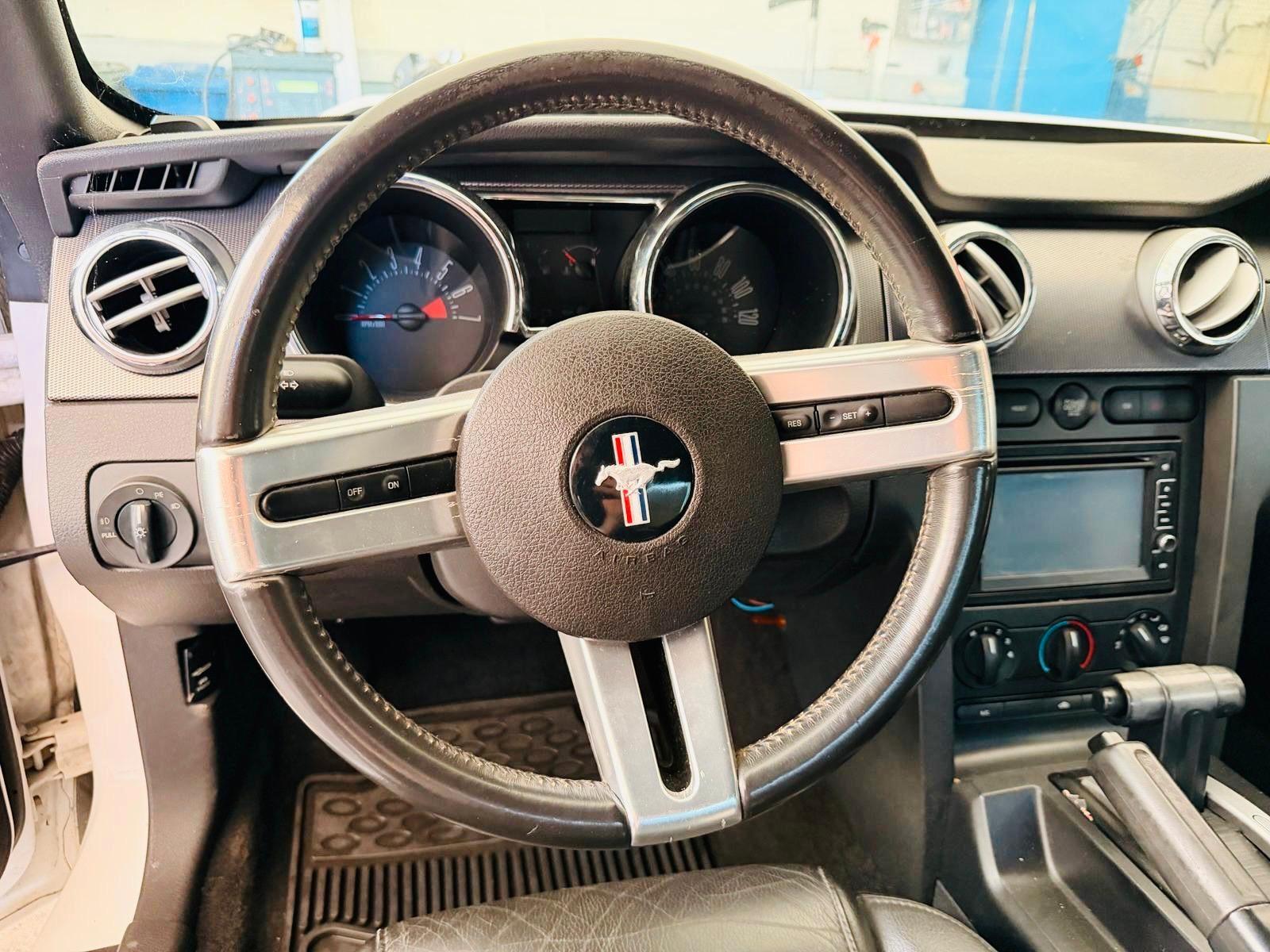 Ford Mustang V6