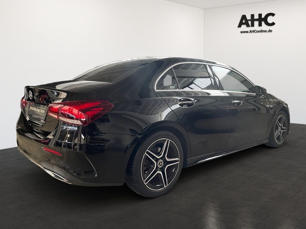 Fahrzeugabbildung Mercedes-Benz A 200 AMG Pano Navi LED Burm. KeyLess Sport KAM