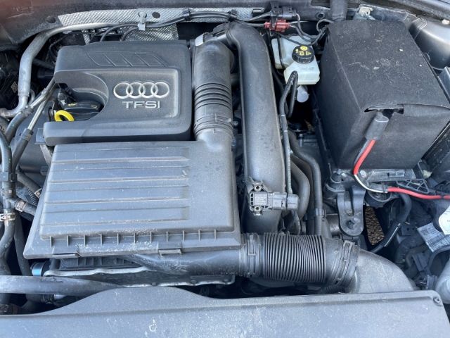 Fahrzeugabbildung Audi A3 Sportback Attraction 1.4 TFSI S line Autom. N