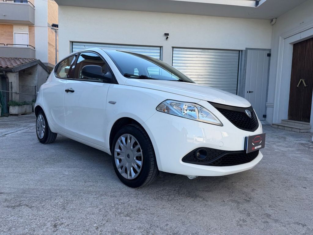 Image of Lancia Ypsilon