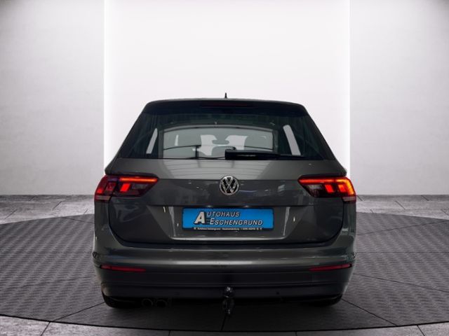 Fahrzeugabbildung Volkswagen Tiguan 2.0 TDI DSG 4M COMFORTLINE AHK NAVI DYNAU