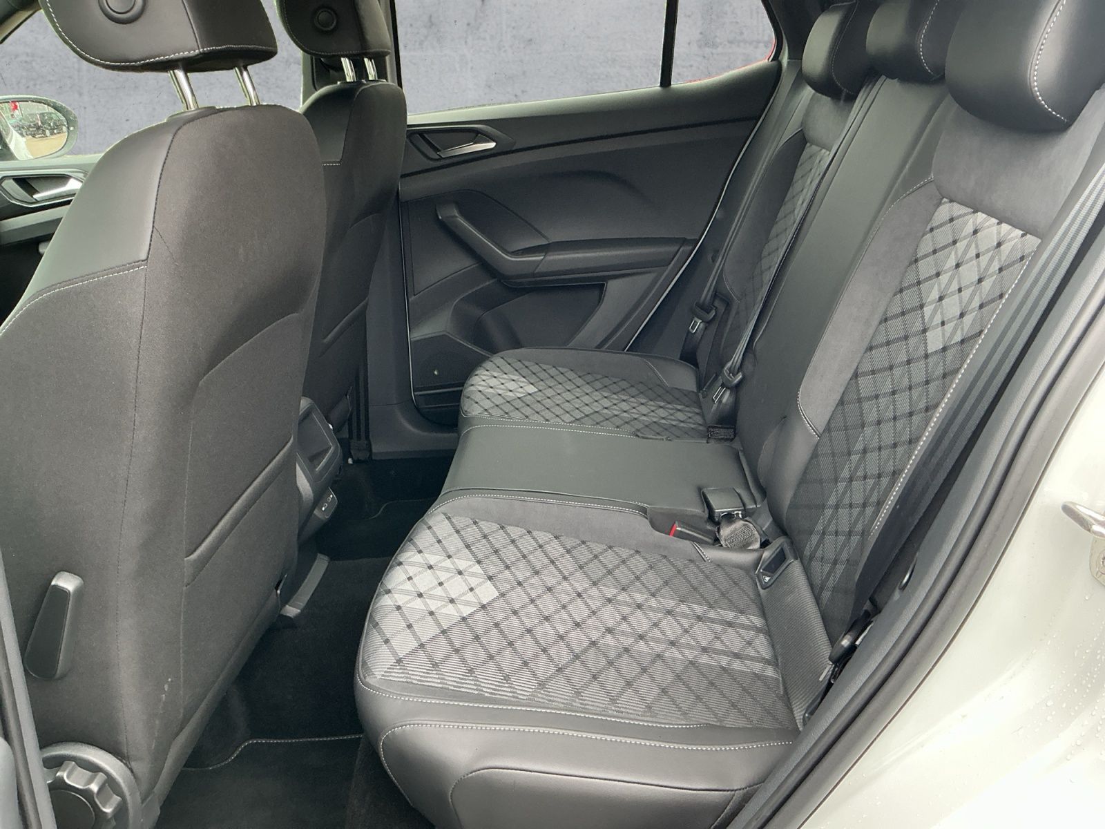 Volkswagen T-Cross - Bild 16