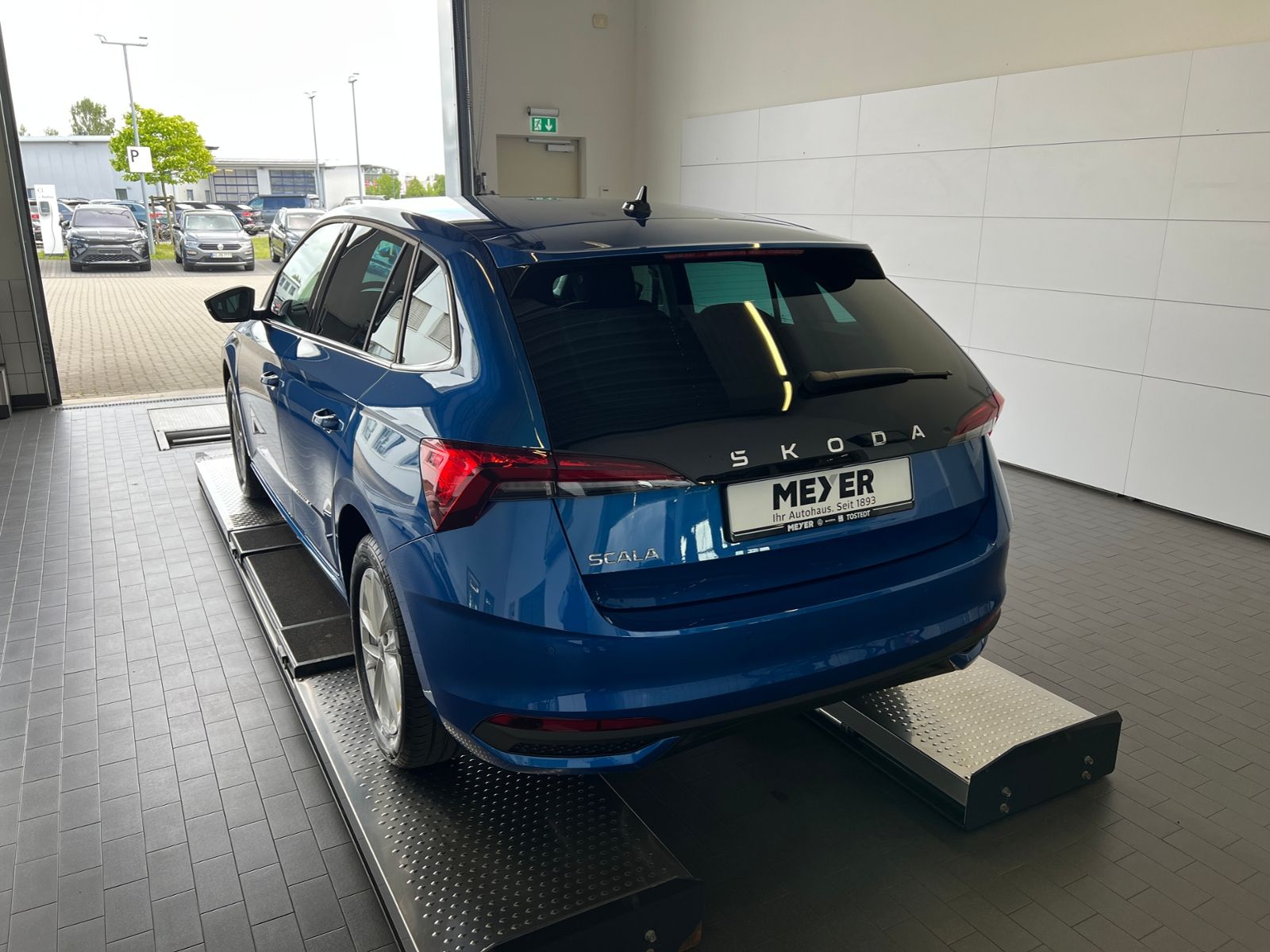 Fahrzeugabbildung SKODA Scala Selection 1.0 TSI DSG *LED,ACC,Kamera,16"-