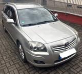 Toyota Avensis Combi 1.8-l-VVT-i - - Toyota Avensis aus 2006: Kombi