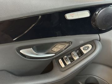 Mercedes C 200 - 12