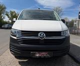 Volkswagen T6.1 Transporter Kasten FWD/DSG/Navi/PDC - Trucks in Köln