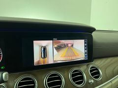 MERCEDES-BENZ E 350 d 4Matic All-Terrain/ 1.H/ PANO/ GARANTIE