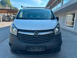 Opel Vivaro B 1.6 Kasten/Kombi 2,9t/Klima/Ahk/1 Hand - Opel Vivaro aus 2016 mit Diesel-Antrieb: Kleinbus