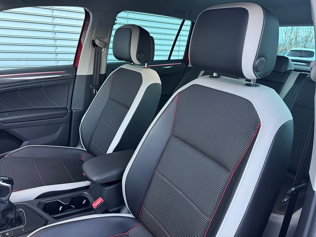 Tiguan 1.5 TSI "URBAN SPORT" *NAVI*LED*