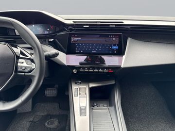 Peugeot 408 - 12