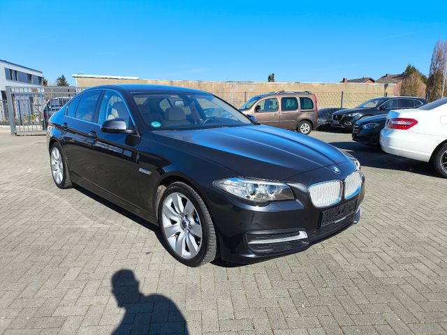 BMW 520 i,LEDER,HEADUP DISPLAY,KLIMA,NAVI,ALU