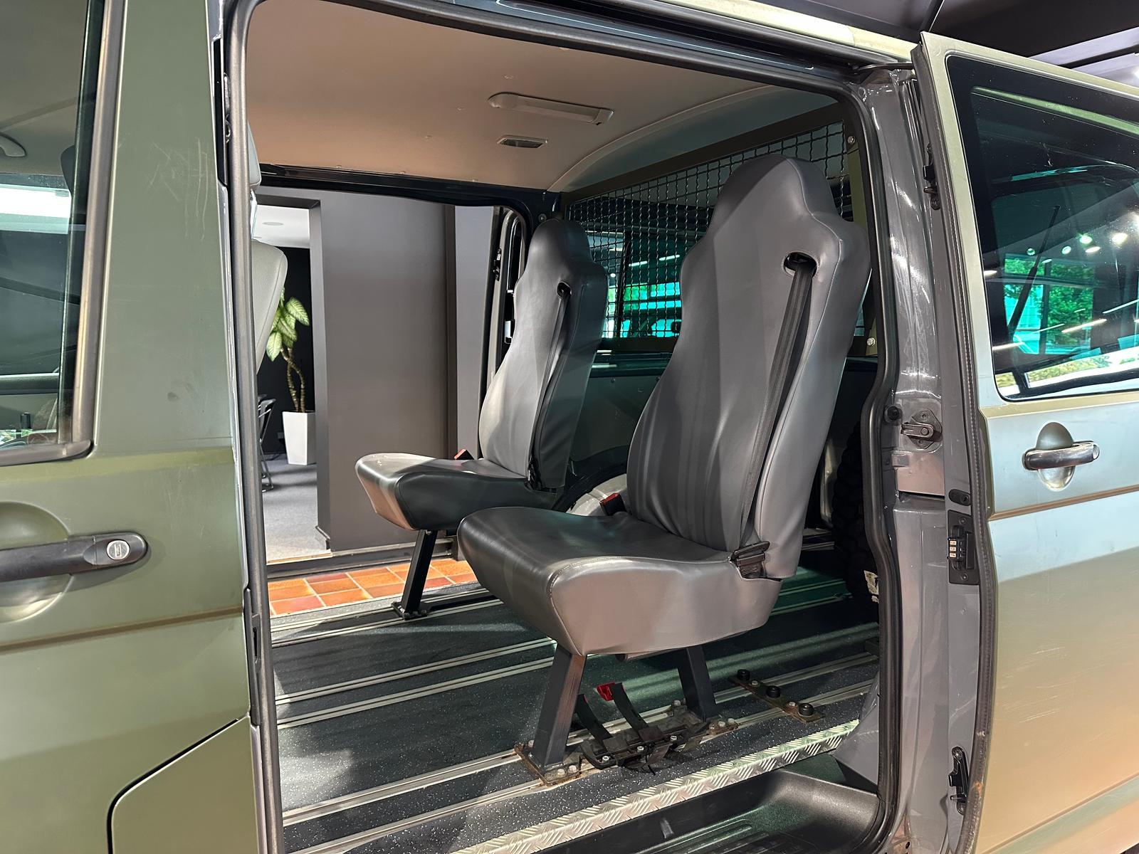 Volkswagen T5 WIDDER 4MOTION ROCKTON SEIKEL BUNDESWEHR OFFR