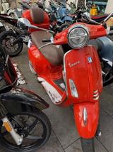 Vespa Primavera 50 - Vespa Motorräder in München