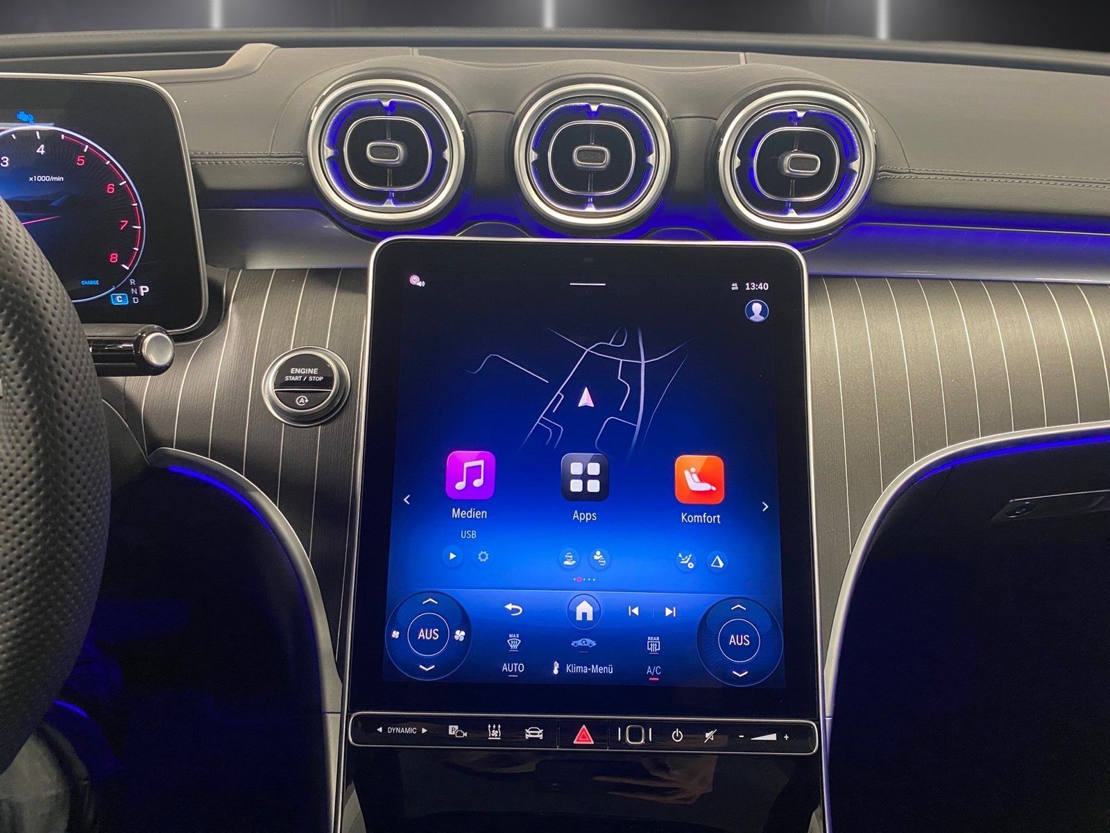 Fahrzeugabbildung Mercedes-Benz CLE 200 AMG Plus*Pano*STDHZG*HUD*360*Totwink*Mem