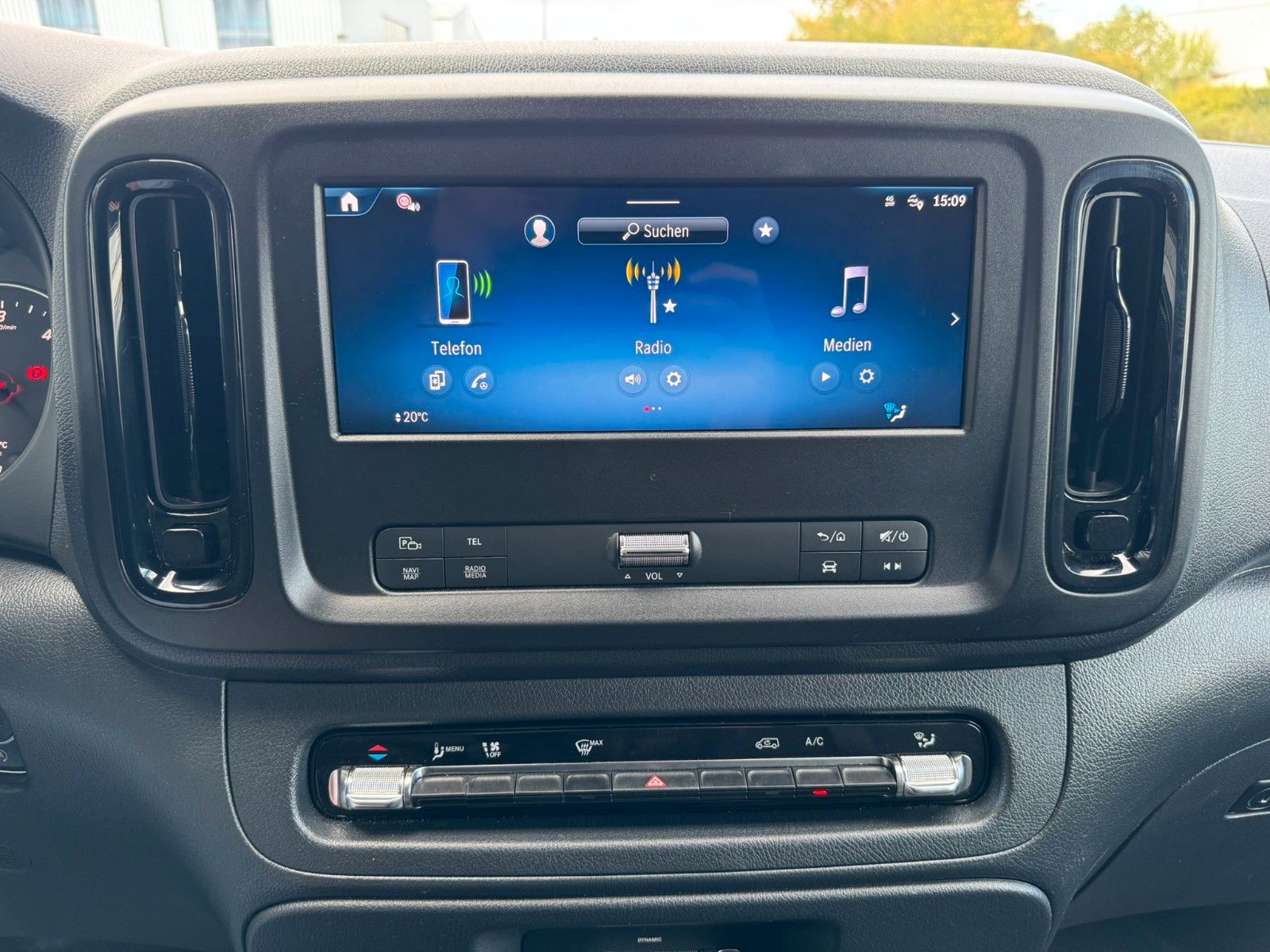 Fahrzeugabbildung Mercedes-Benz Vito 116 CDI 9G Klima Kamera SHZ