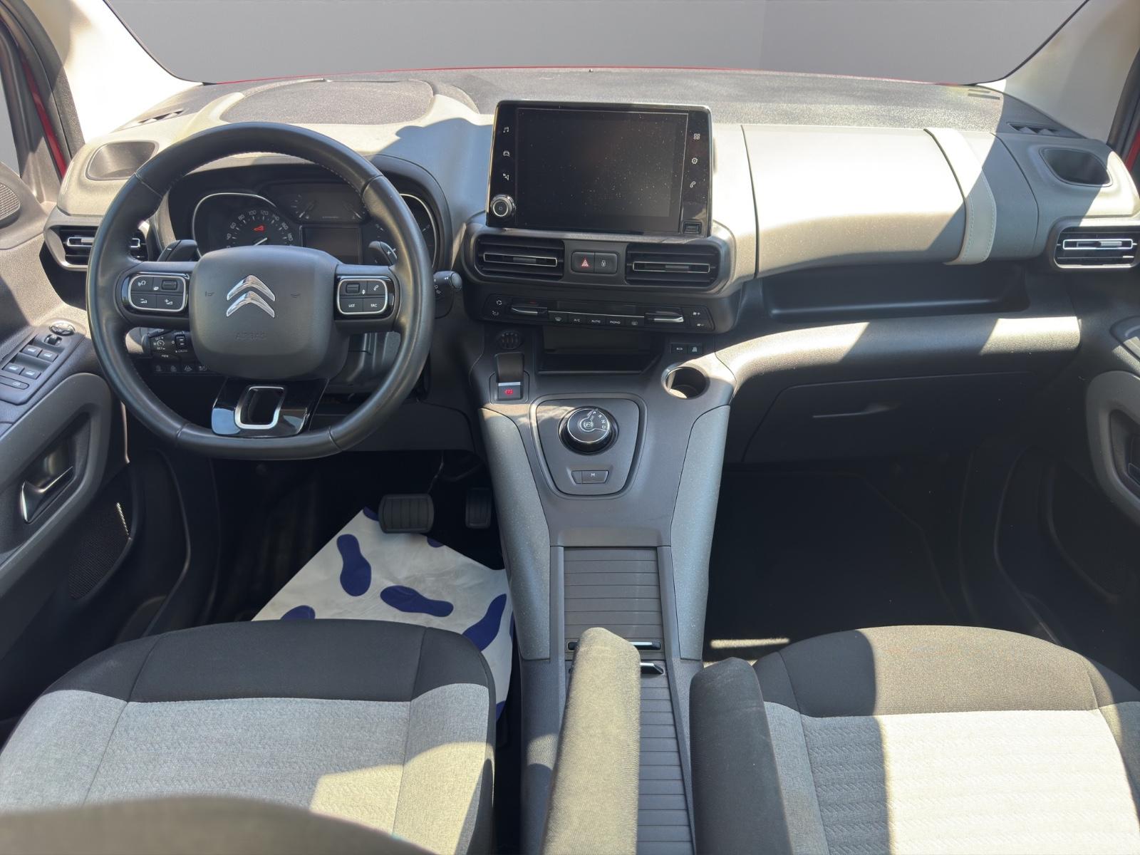 Citroën Berlingo Autom. AHK Kamera LED Navi Pano Spurhal