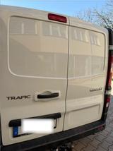 Renault Trafic L2H1,TÜV 5/27,Klima,Navi,AHK,PDC  - Renault Trafic: 2.5