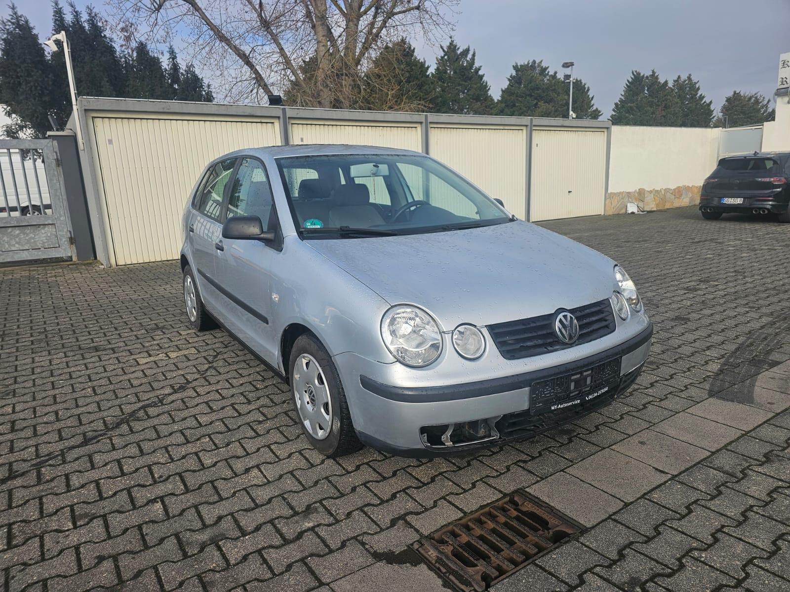 Volkswagen Polo 1.4 Basis/TÜV NEU/KLIMA/AHK