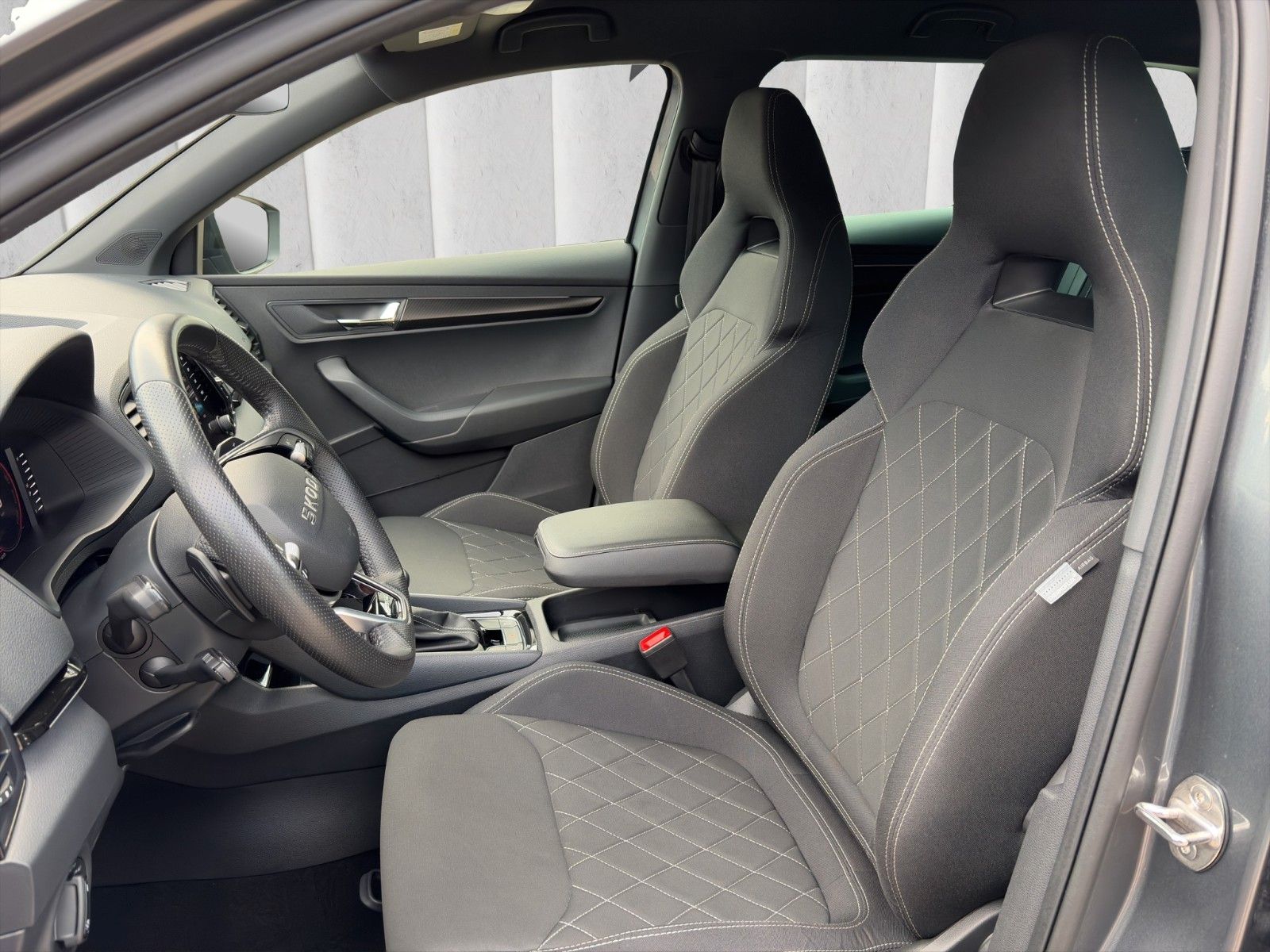 Fahrzeugabbildung SKODA Karoq Sportline*DSG*ViCo*Kamera*PDC*CarPlay**
