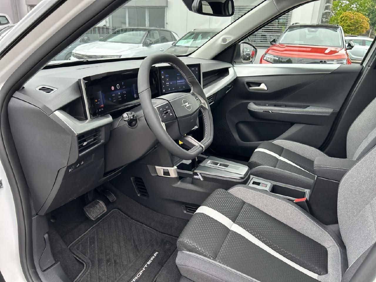 Fahrzeugabbildung Opel Frontera Ultimate 1.2 107 kW