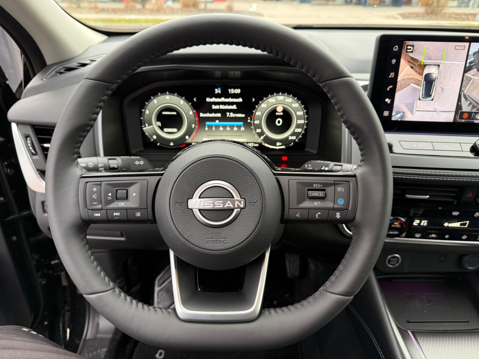 Fahrzeugabbildung Nissan Qashqai N-Connecta Winter Komfort 360°