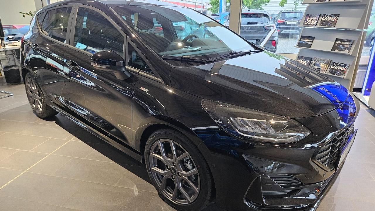 Fahrzeugabbildung Ford Fiesta ST-Line