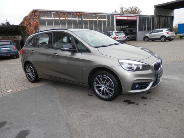 BMW 218 Baureihe 2 Active Tourer 218 i Sport Line