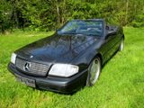 Mercedes-Benz SL 300 - Mercedes-Benz SL 300 in Stuttgart