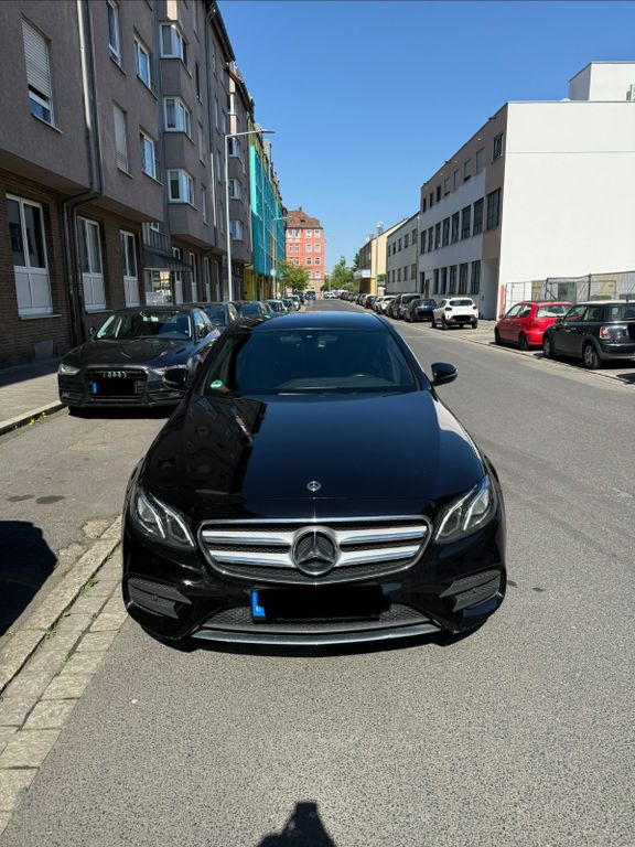 Image of Mercedes-Benz E 200
