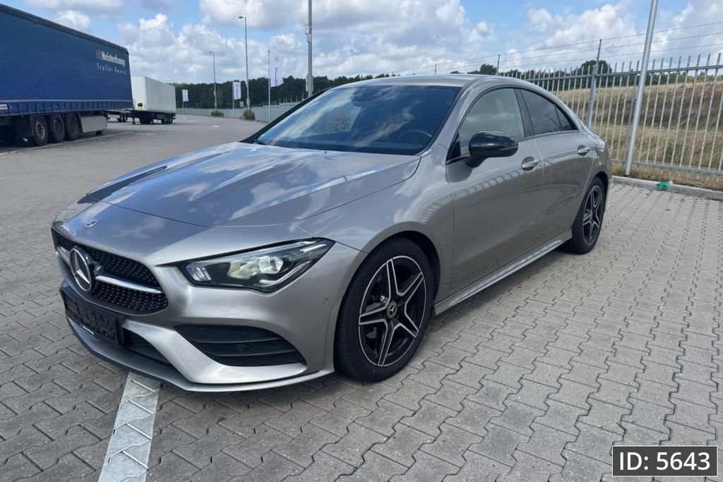 Image of Mercedes-Benz CLA 180