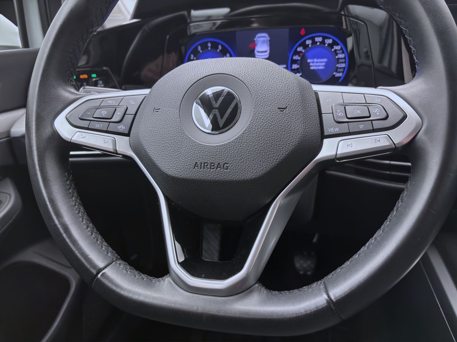 Volkswagen Golf - Bild 12