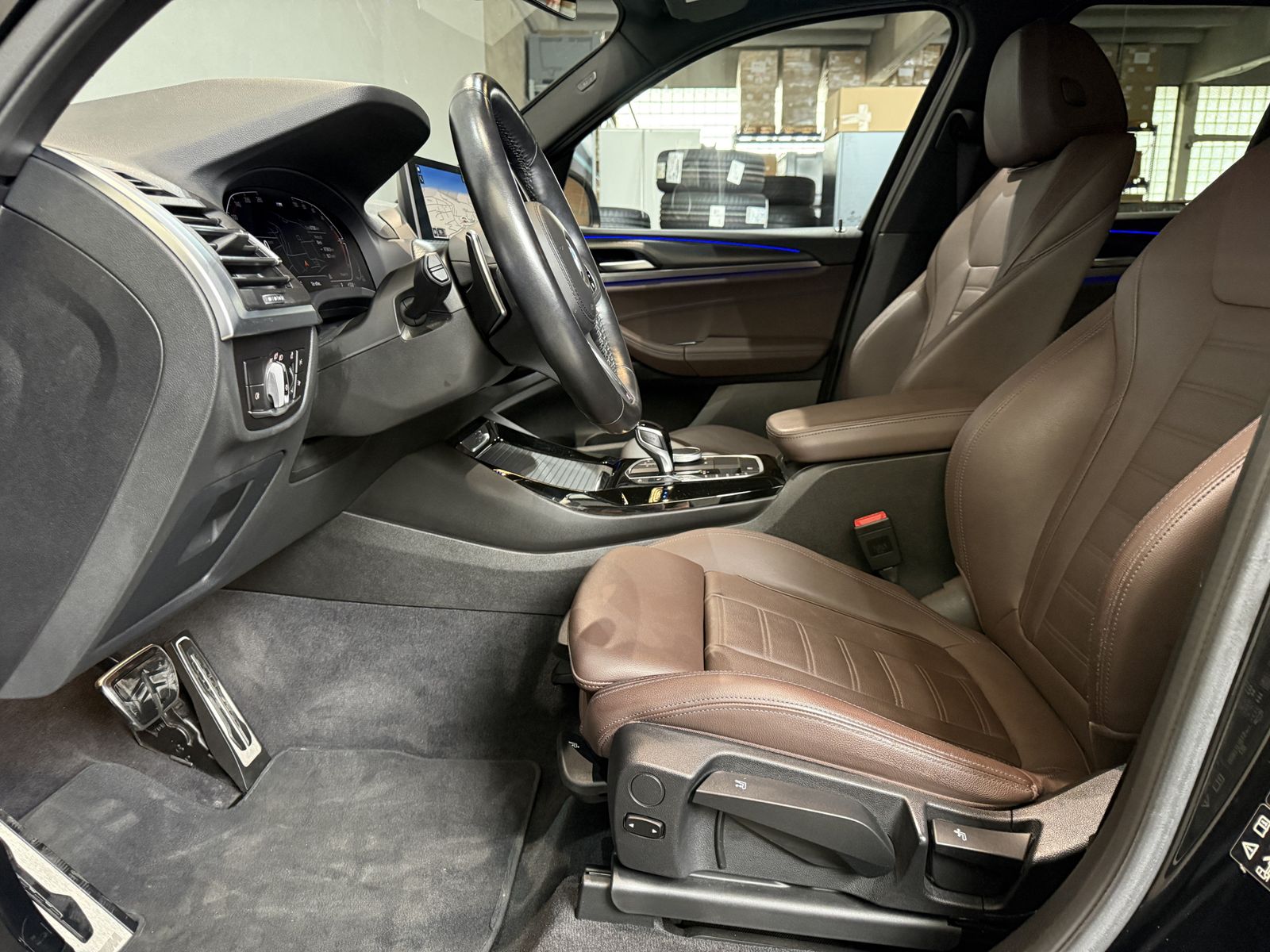 Fahrzeugeinzelansicht 11 Fahrzeugabbildung BMW X3 xDrive20i M Sportpaket | Sitzheizung | M Spor