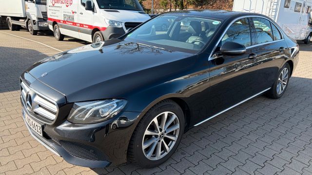 Mercedes-Benz E 220 d Buisness Avantgarde