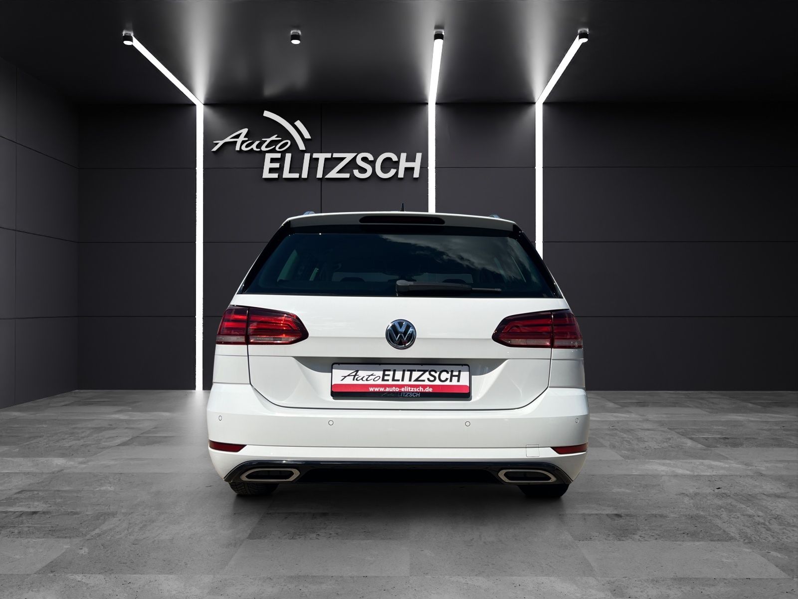 Fahrzeugabbildung Volkswagen Golf VII Variant TDI R-Line  DSG Navi ACC RFK SH