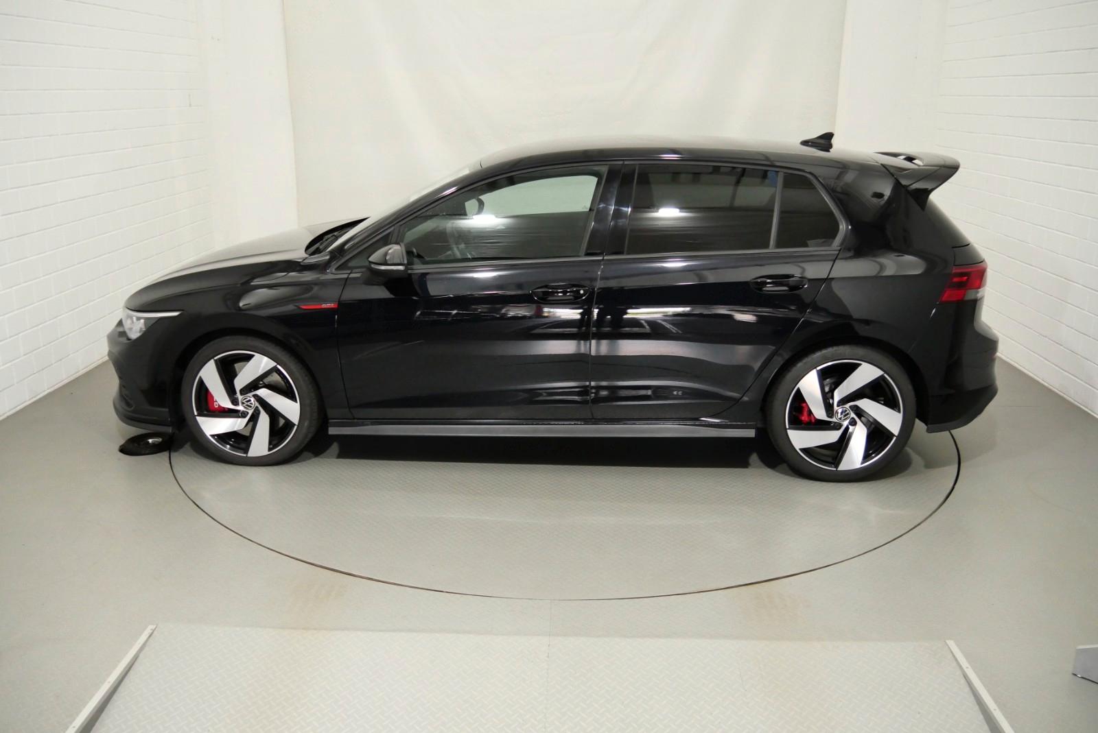 Volkswagen Golf VIII GTI Clubsport ACC KAMERA LED PDC