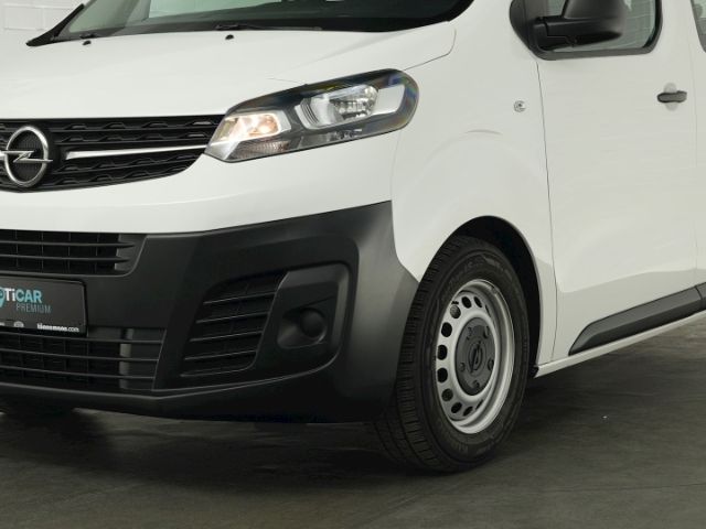 Vivaro C KOMBI M CDTI 9-SITZER+NAVI+SCHIEBETÜR+B