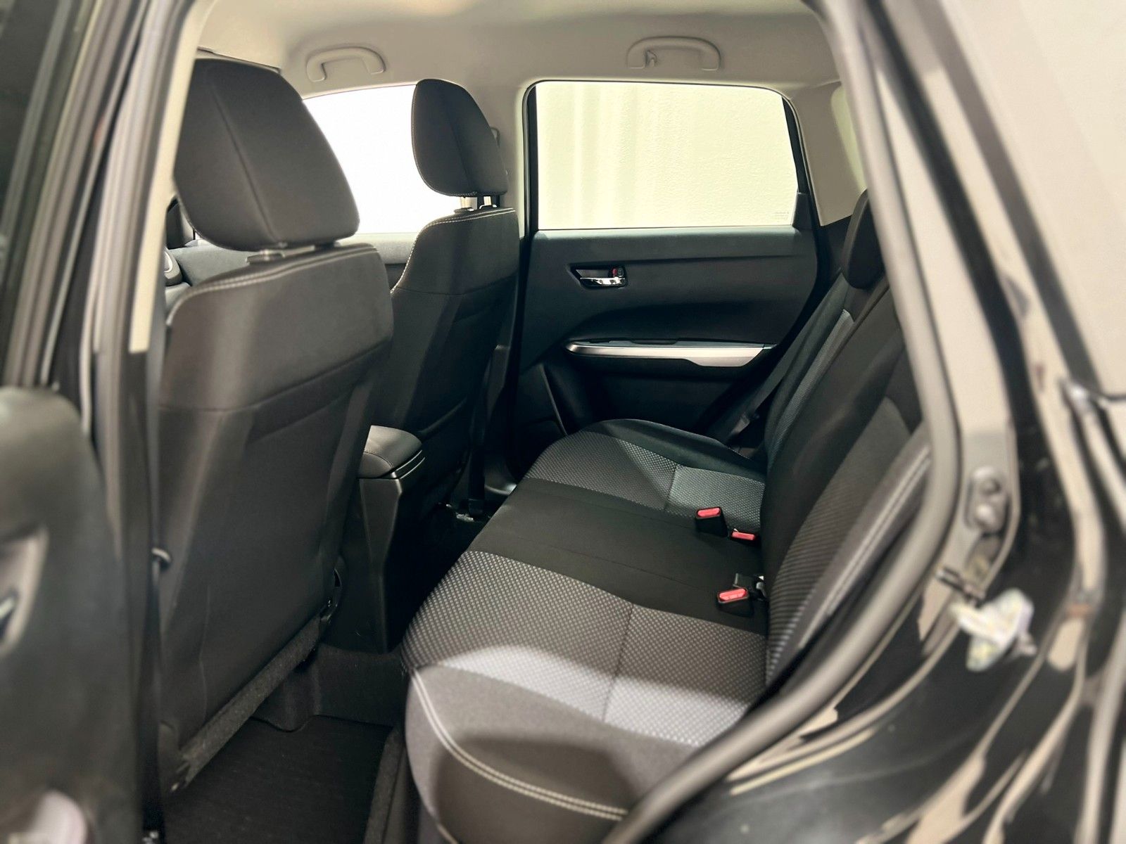 Fahrzeugabbildung Suzuki Vitara 1.4 Mild-Hybrid Comfort 4x4 -