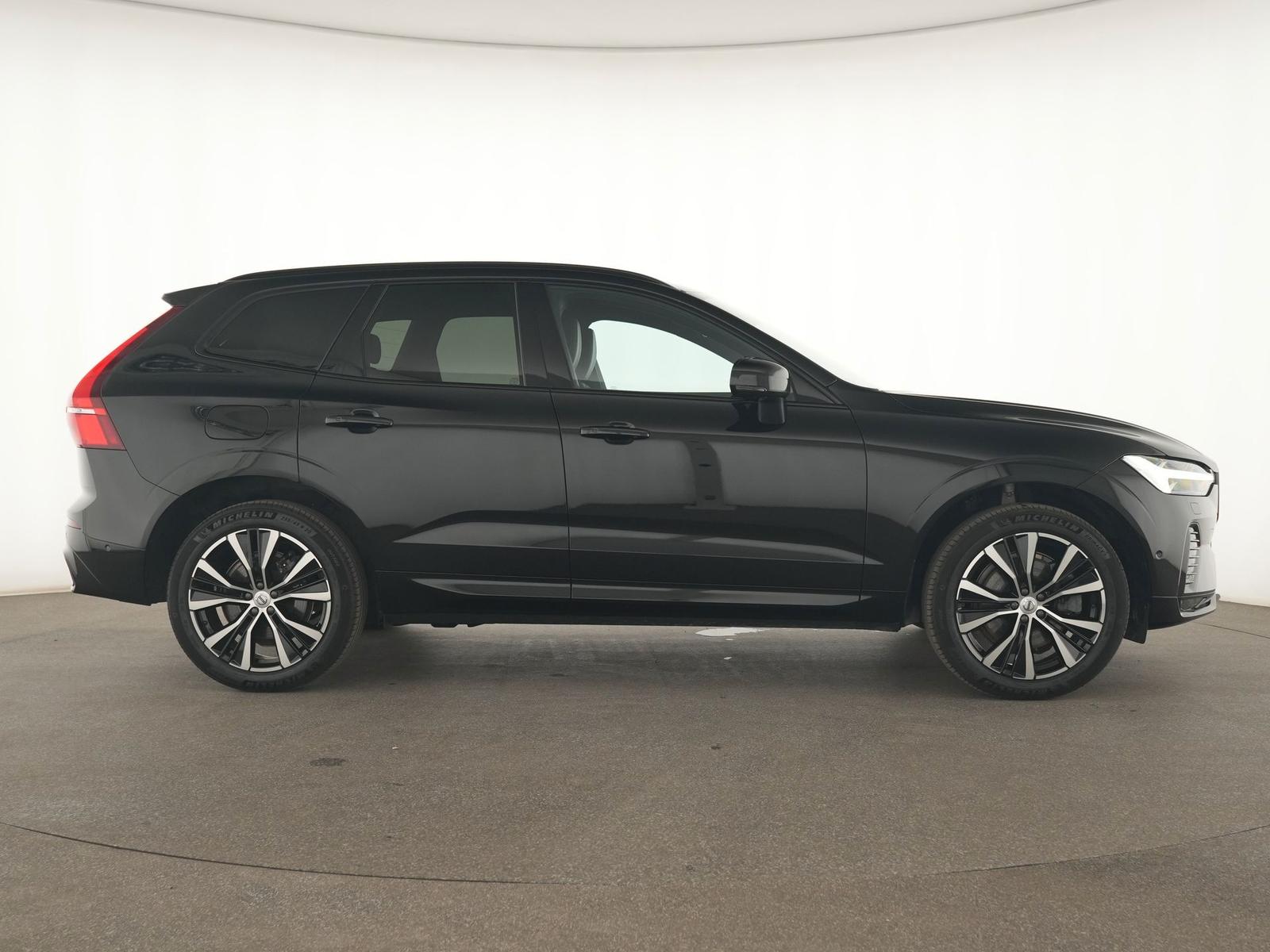 Volvo XC60 Ultra Dark ACC|Pano|Business-Paket Pro|AHK