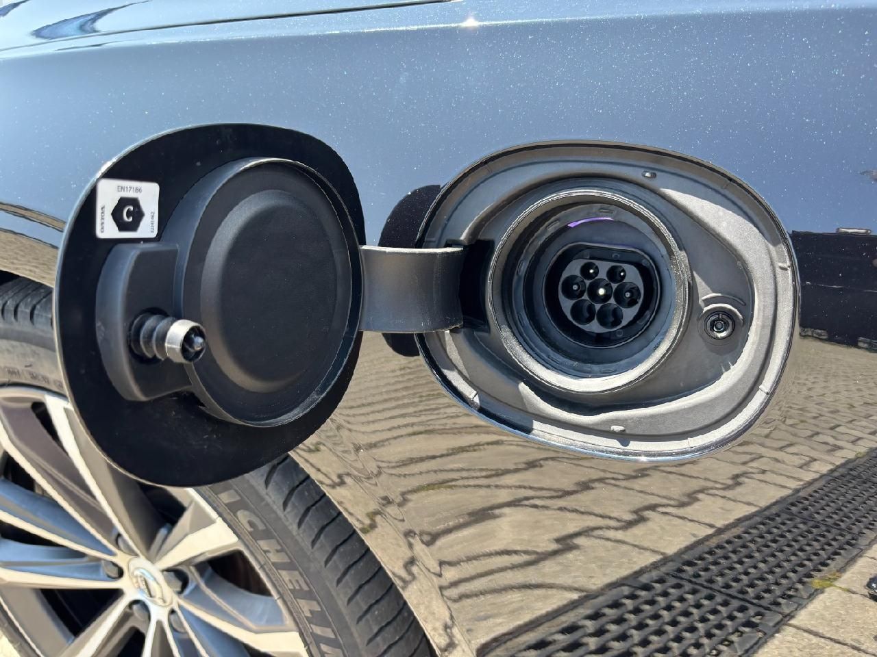 Fahrzeugabbildung Volvo V90 Kombi Inscription Expression Recharge Plug-I
