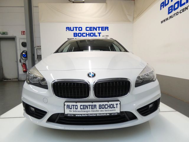 BMW 216 Active Tourer Sport Line*Navi*Klimaaut*AHK