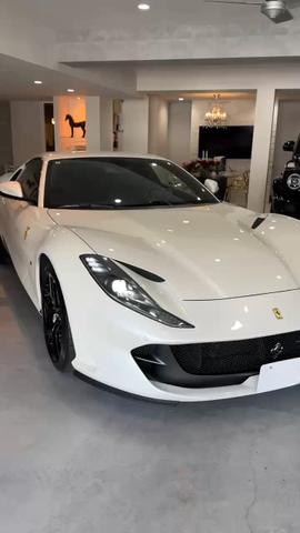 Ferrari 812 Superfast
