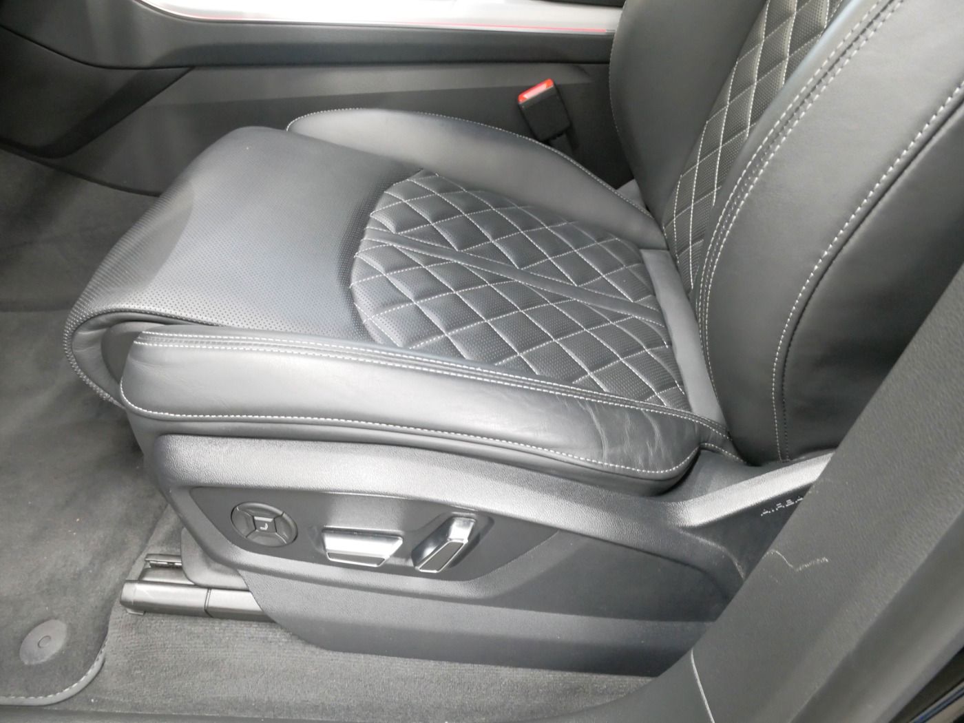 Audi Q8 - Bild 18