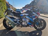 BMW M1000r 
