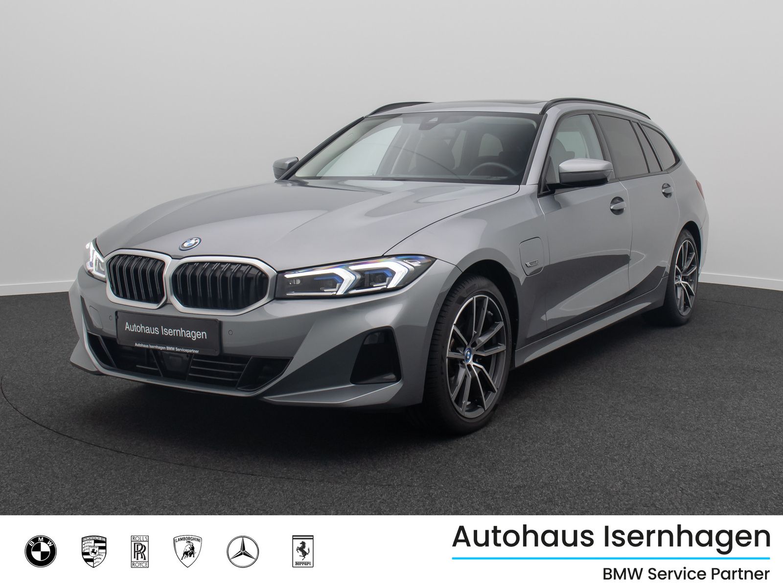 Fahrzeugabbildung BMW 320e Kamera DAB Leder Panorama Sport HUD 18Zoll